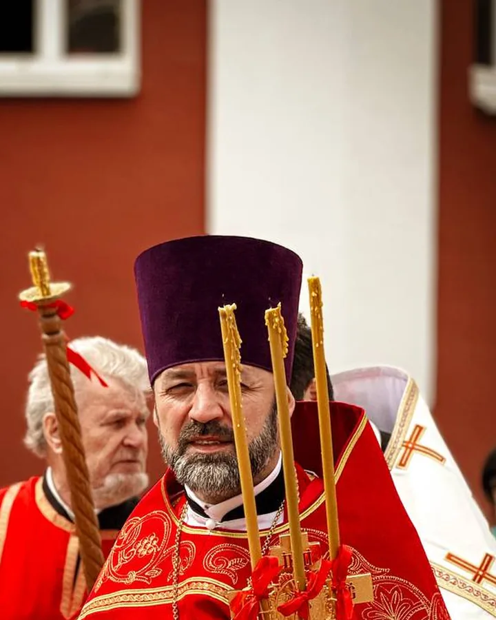 Протоиерей Виктор