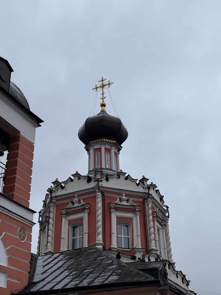 Пятиглавие храма на высоких барабанах