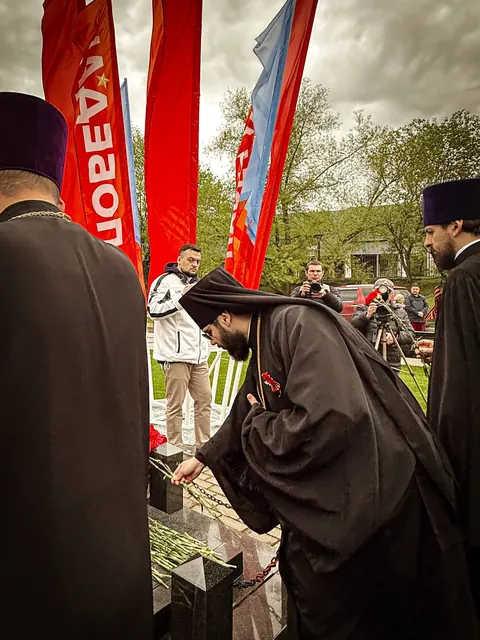 Представители храма на районном мероприятии в День Победы - фото 3