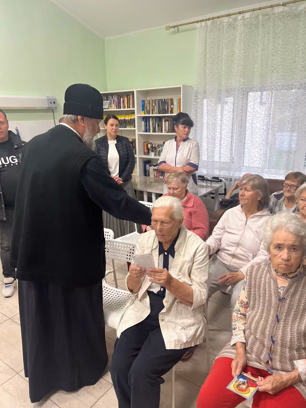 Митрополит Владимир посетил пансионат «Тепло и уют» - фото 4