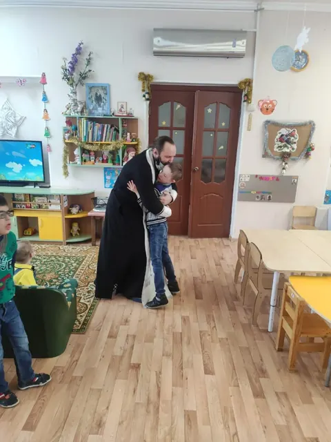 Клирик храма посетил ГБУ ЦССВ «Юнона» - фото 8