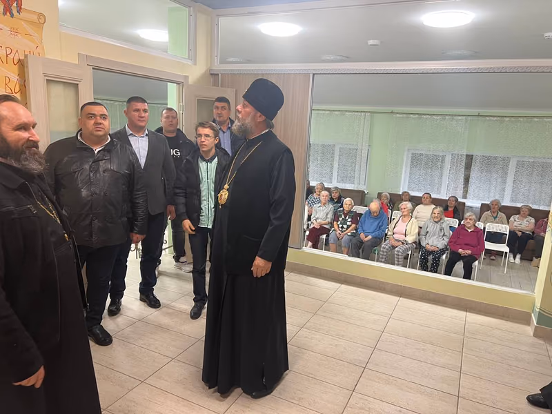 Митрополит Владимир посетил пансионат «Тепло и уют» - фото 9