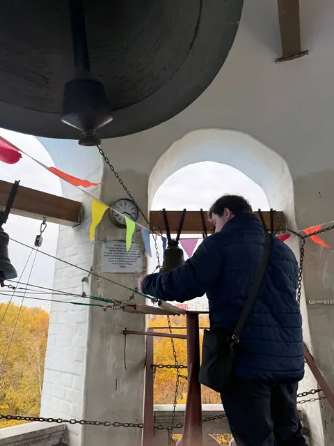 Праздничный звон на колокольне храма Покрова в Ясеневе - фото 10