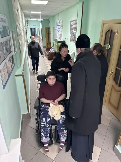 Митрополит Владимир посетил подшефные социальные учреждения - фото 4