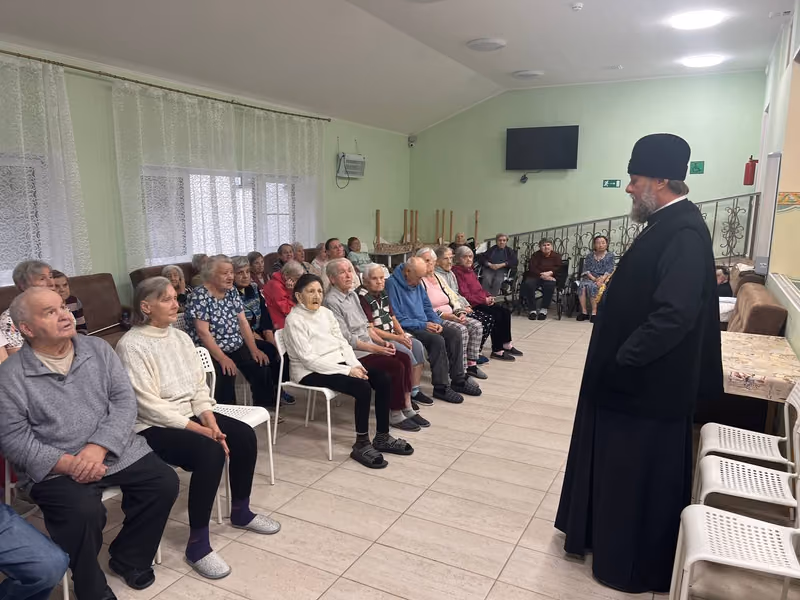 Митрополит Владимир посетил пансионат «Тепло и уют» - фото 8