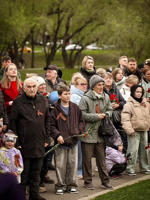Представители храма на районном мероприятии в День Победы - фото 7