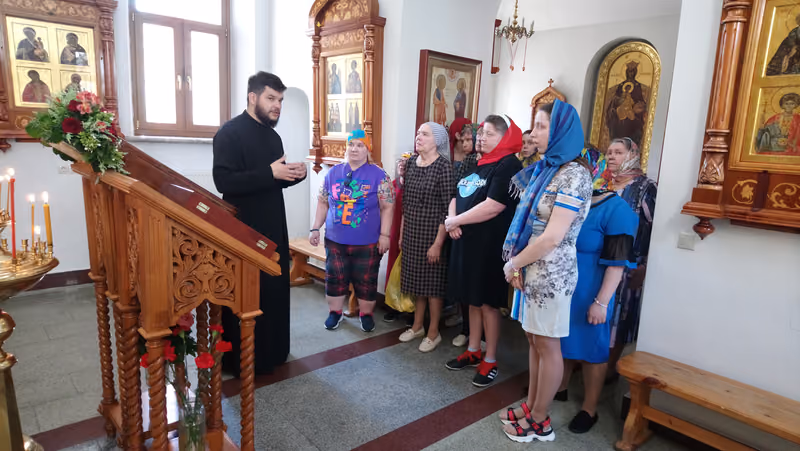 Экскурсия по храму для подопечных дома «Филимонки» - фото 3