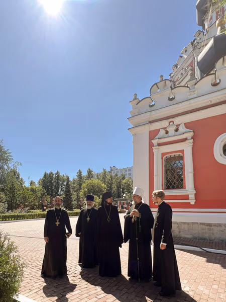 В неделю 7-ю по Пятидесятнице настоятель Патриаршего Подворья… - фото 5