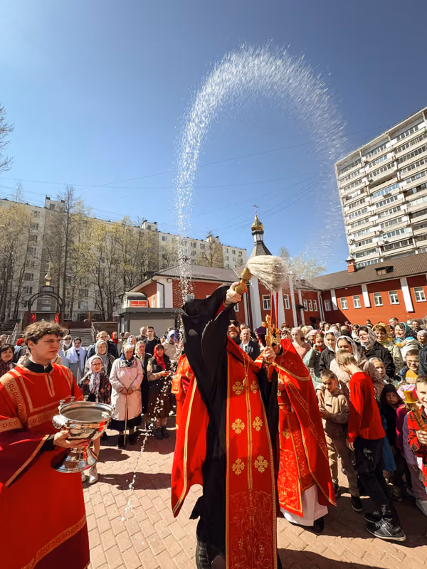 В неделю 4-ю по Пасхе совершено Богослужение - фото 11