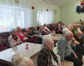 «Тепло и уют»: поздравления с Новым годом и Рождеством - фото 8