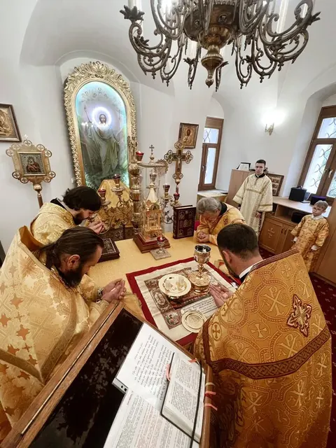 В неделю 19-ю по Пятидесятнице совершено Богослужение - фото 12