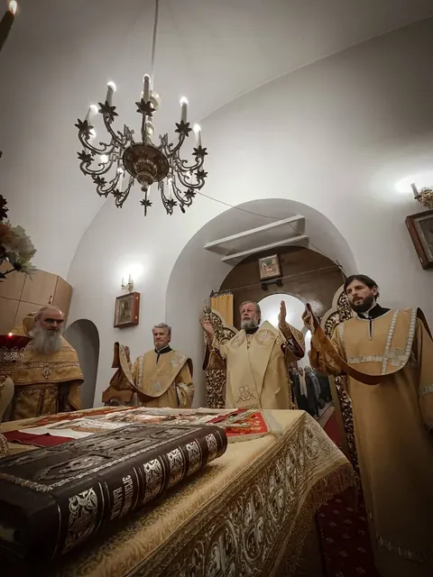 Неделя святых праотец: Литургия митрополита Владимира - фото 3