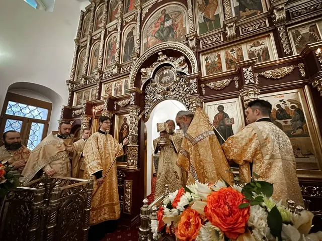 Неделя святых праотец: Литургия митрополита Владимира - фото 15