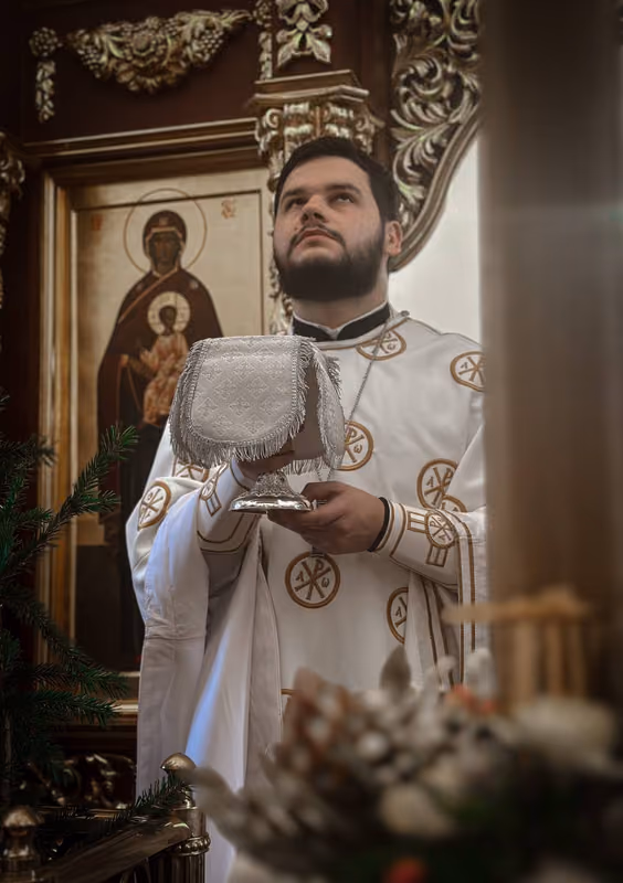 В Рождественский сочельник совершено Богослужение - фото 11