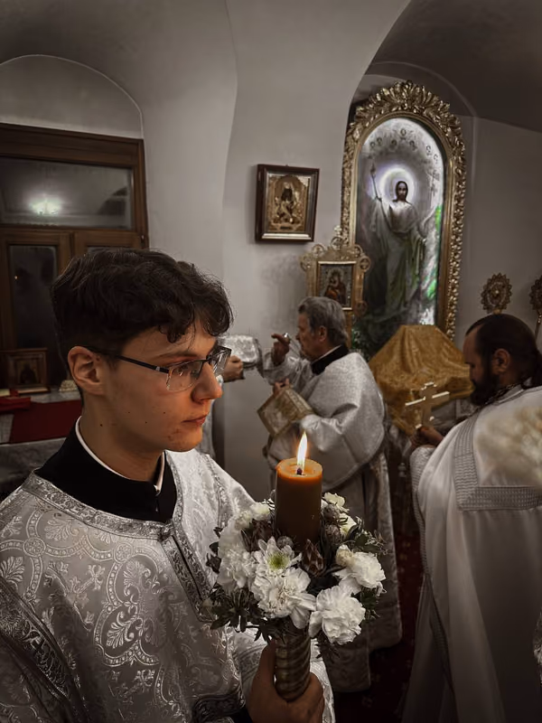 В праздник Рождества Христова совершено Богослужение - фото 14