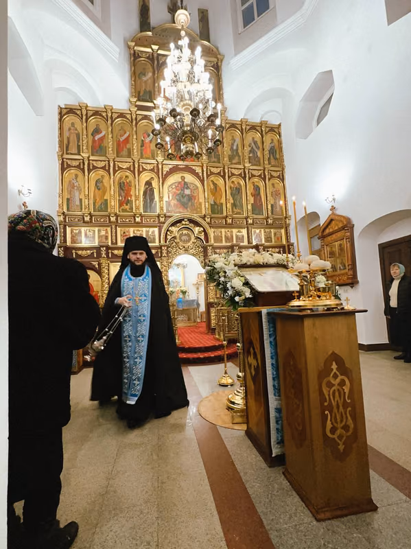 В праздник Сретения Господня совершено Богослужение - фото 14