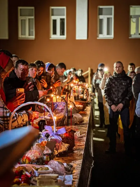Светлое Христово Воскресение: торжественное Богослужение - фото 16