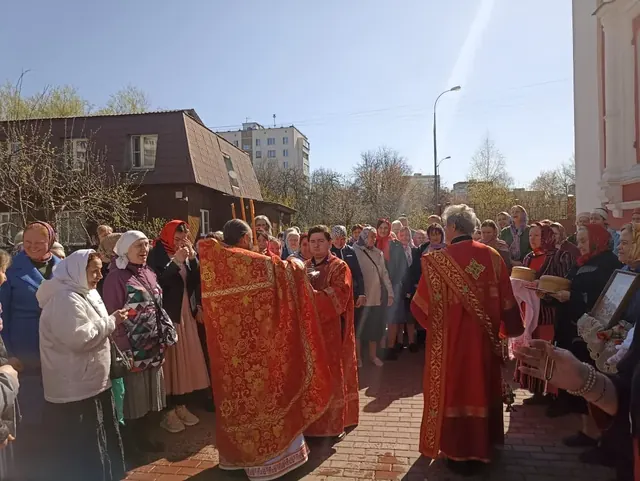 В пятницу Светлой седмицы совершено Богослужение - фото 2