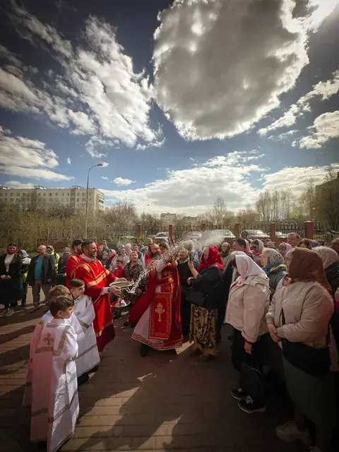 В неделю 2-ю по Пасхе совершено Богослужение - фото 8