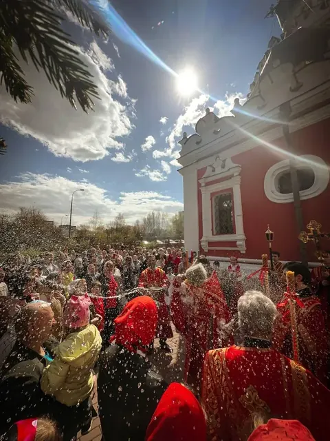 В неделю 2-ю по Пасхе совершено Богослужение - фото 3