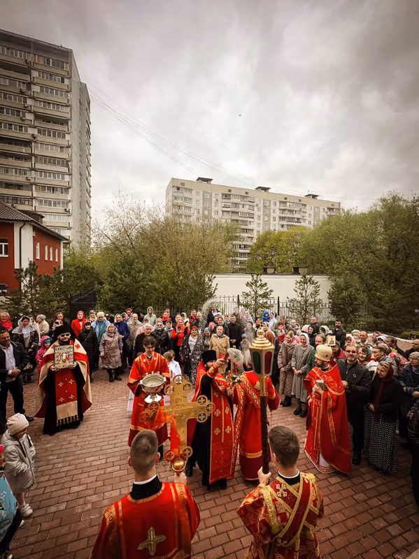 В неделю жен-мироносиц совершено Богослужение - фото 3