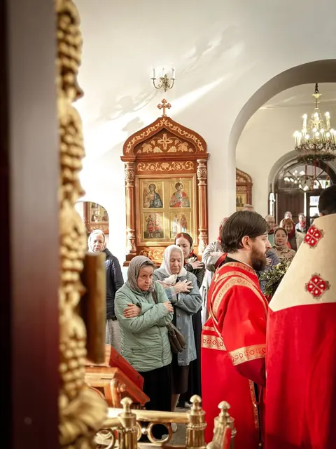 В неделю жен-мироносиц совершено Богослужение - фото 8
