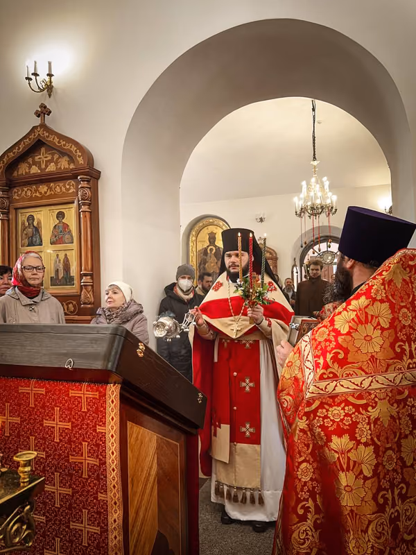 В неделю 4-ю по Пасхе совершено Богослужение - фото 11