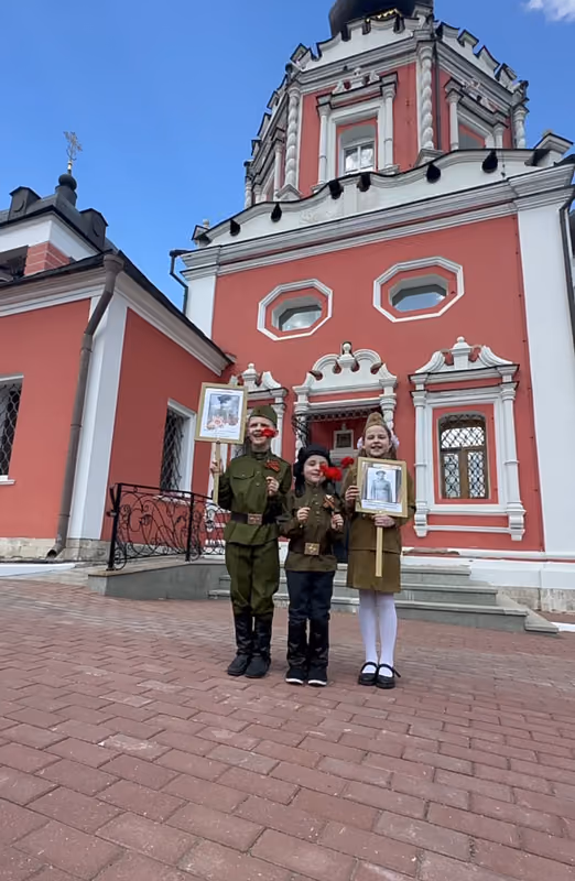 День Победы: мероприятие у памятника павшим воинам - фото 3