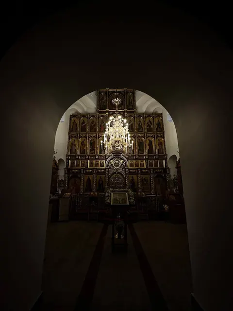 Подготовка храма к Престольному празднику Святой Троицы - фото 2