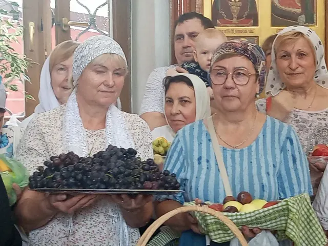 В праздник Преображения Господня совершено Богослужение - фото 5