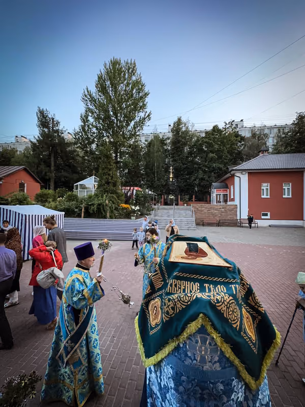 Чин погребения Плащаницы Пресвятой Богородицы - фото 3