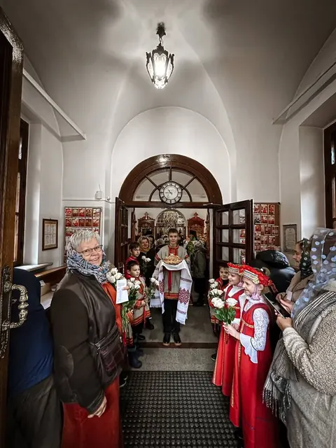 Престольный праздник: Литургия митрополита Владимира - фото 9
