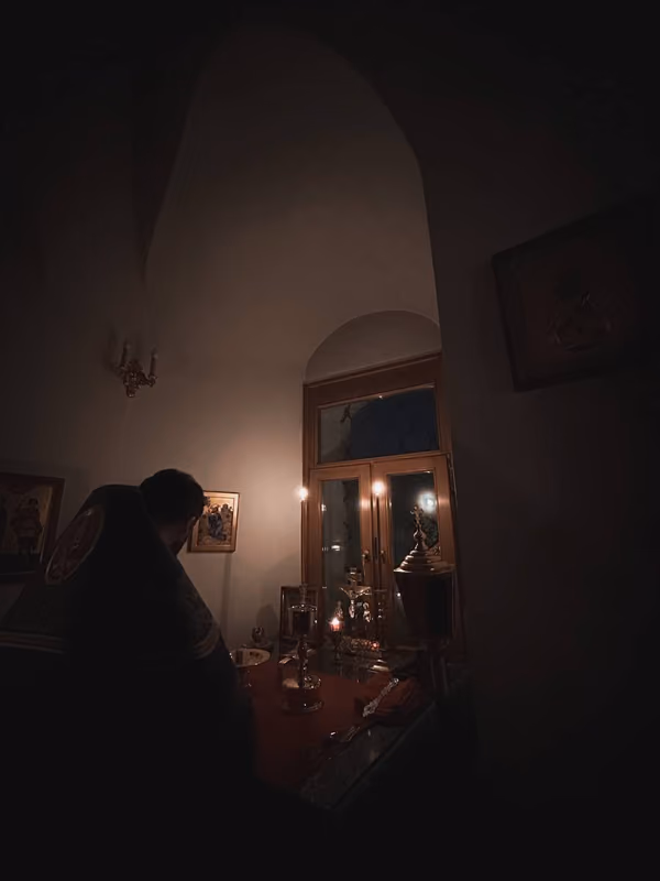 Ночная Литургия 20 октября, евхаристический пост с 18:00
