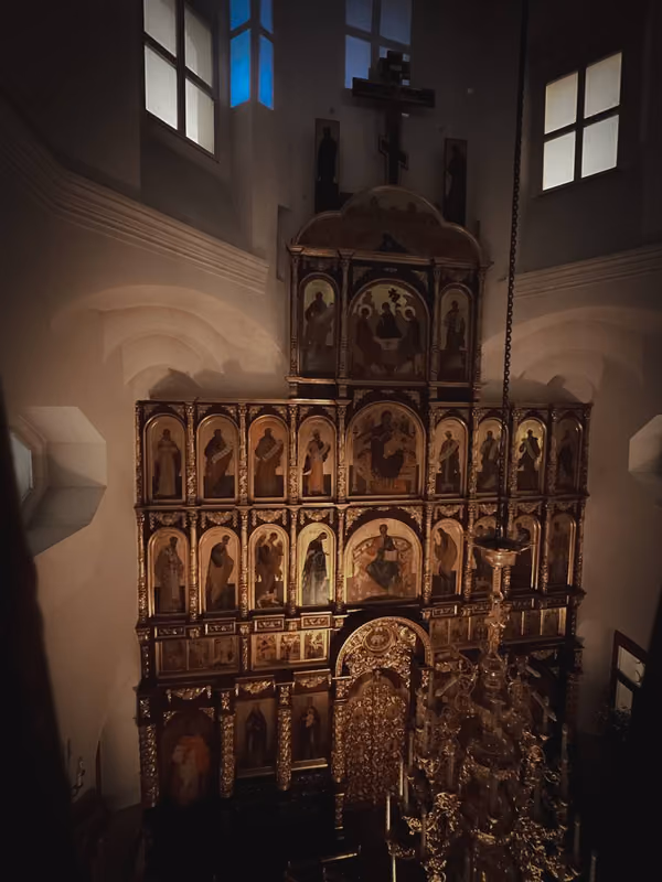 Совершена ночная Божественная Литургия - фото 10