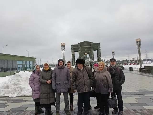 Прихожане посетили Главный храм Вооруженных Сил России - фото 10