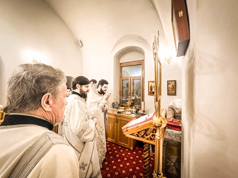 В праздник Рождества Христова совершено Богослужение - фото 6