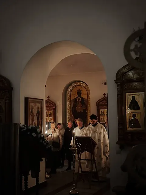 В Крещенский сочельник совершено Богослужение - фото 2