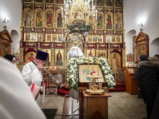 В праздник Крещения Господня совершено Богослужение - фото 14