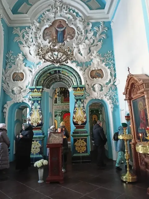 Прихожане храма посетили Ново-Иерусалимский монастырь - фото 8