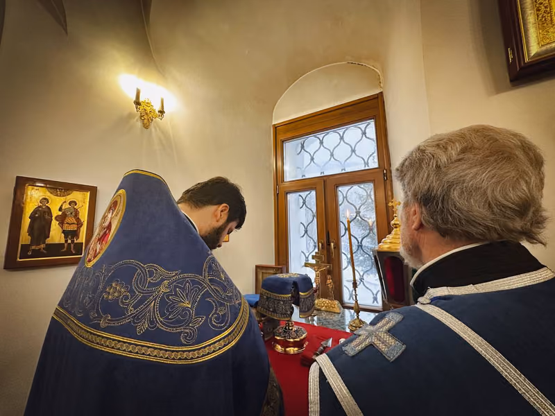 В праздник Сретения Господня совершено Богослужение - фото 6