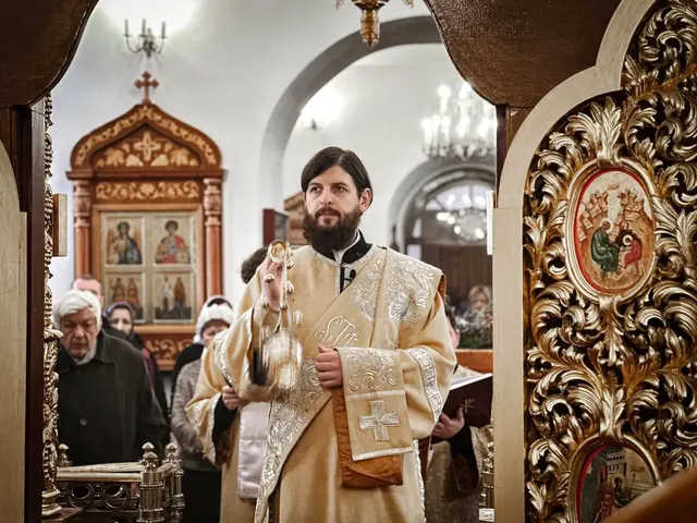 В неделю о мытаре и фарисее совершено Богослужение - фото 2