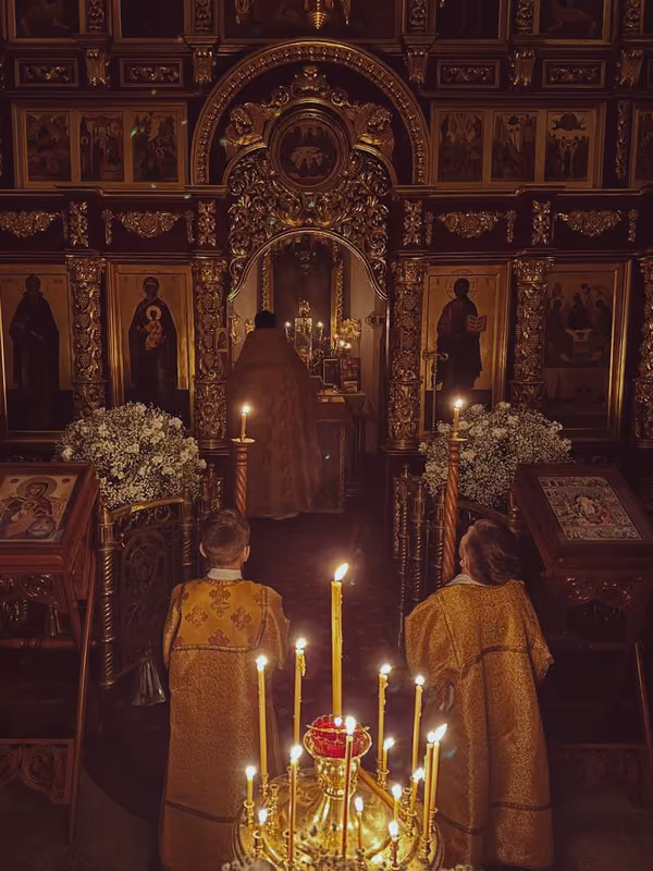 Совершена ночная Божественная Литургия - фото 3