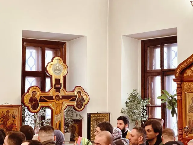 В неделю Торжества Православия совершено Богослужение - фото 12