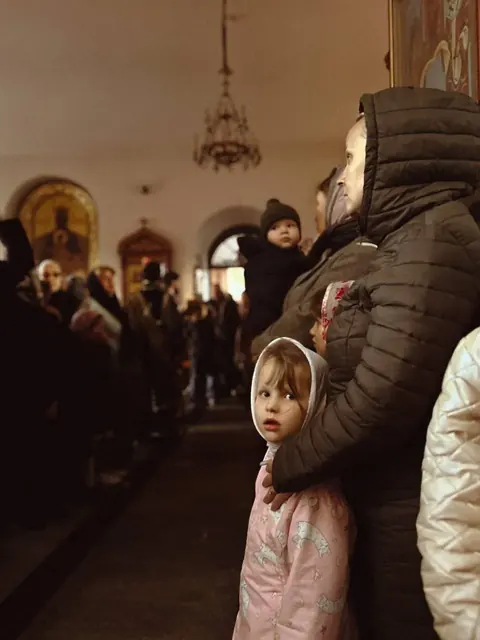 Совершена утреня с чином погребения Плащаницы - фото 15