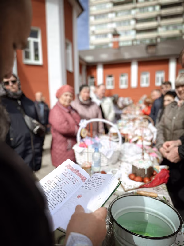 В Великую Субботу совершено торжественное Богослужение