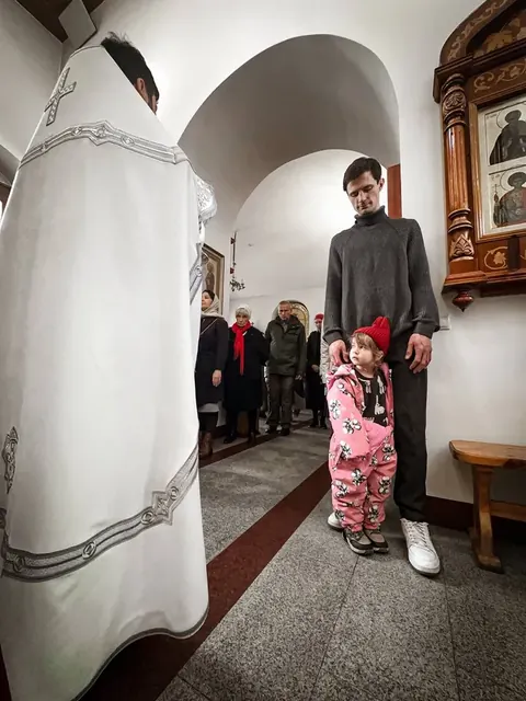 В Великую Субботу совершено торжественное Богослужение - фото 11