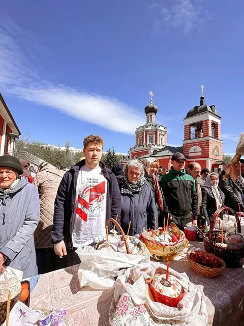 В Великую Субботу совершено торжественное Богослужение - фото 16
