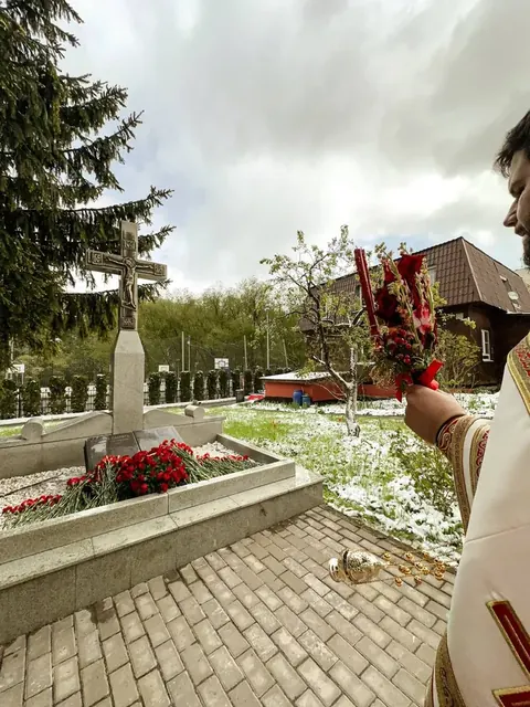 В четверг Светлой седмицы совершено Богослужение - фото 5