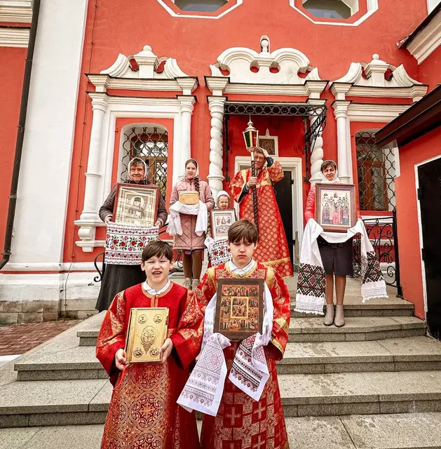 В пятницу Светлой седмицы совершено Богослужение - фото 10