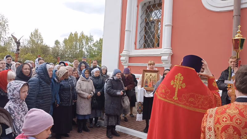 В субботу Светлой седмицы совершены Богослужения - фото 13